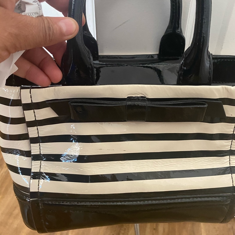 Kate Spade - Picture 3 of 4